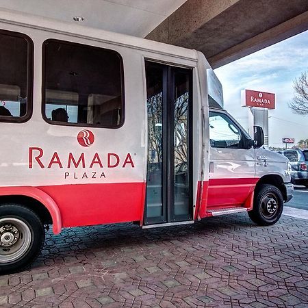 Ramada Plaza By Wyndham Atlanta Airport Hotel College Park Exterior foto