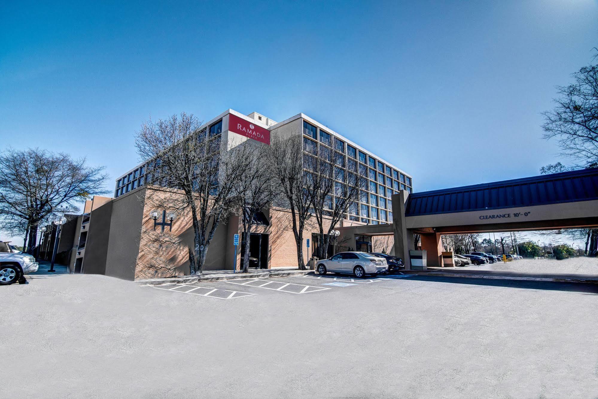 Ramada Plaza By Wyndham Atlanta Airport Hotel College Park Exterior foto